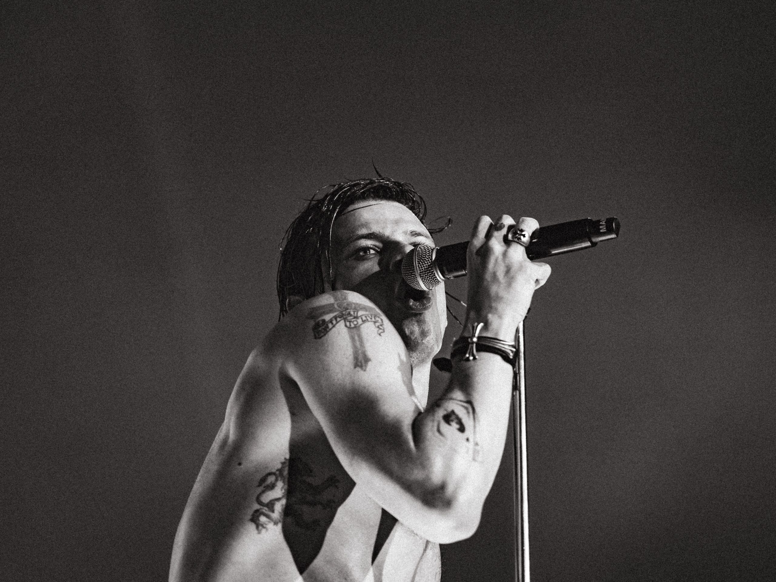 Yungblud Opens Tour With Triumphant Homecoming Show